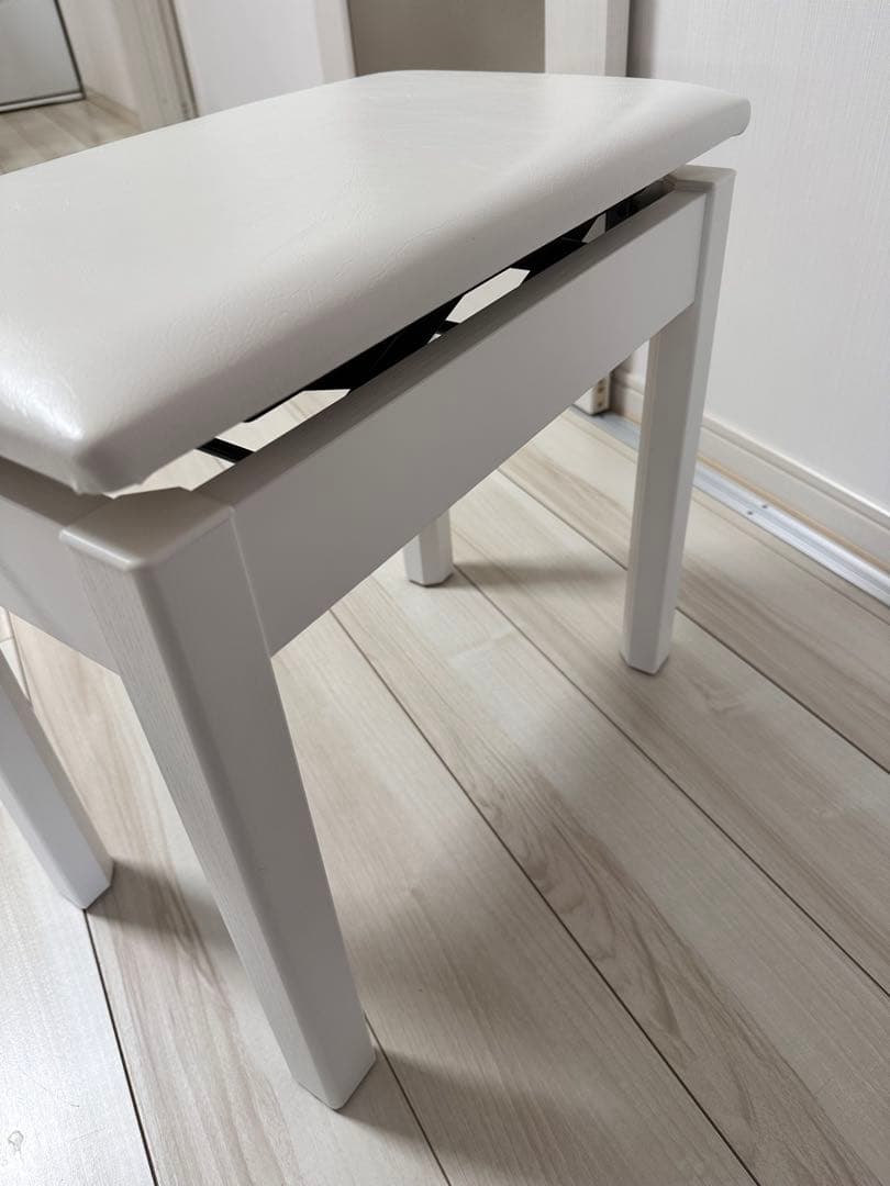 YAMAHA ピアノベンチ ホワイト 高さ調整可能　ヤマハピアノ椅子　美品