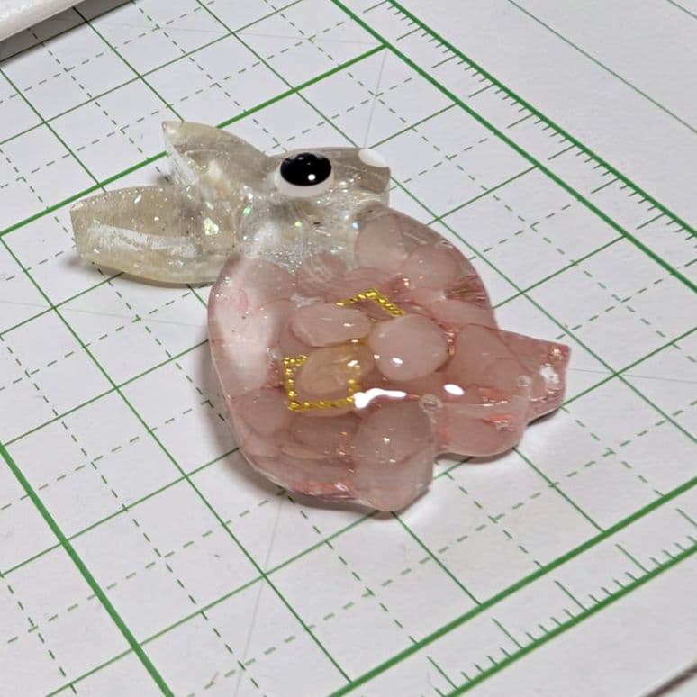 ウサギ　レジンヘアゴム　ローズクォーツ