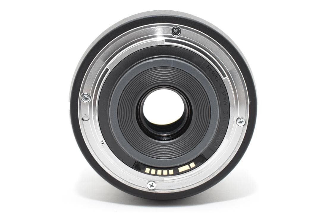 ★外観極上品★キヤノン EF-S 18-135mm f3.5-5.6 #1725