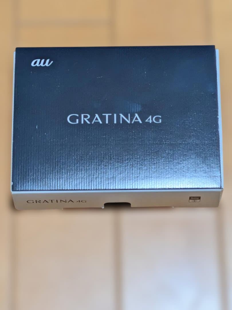 新品未使用 au GRATINA 4G KYF31 ブラック SIMロック解除済