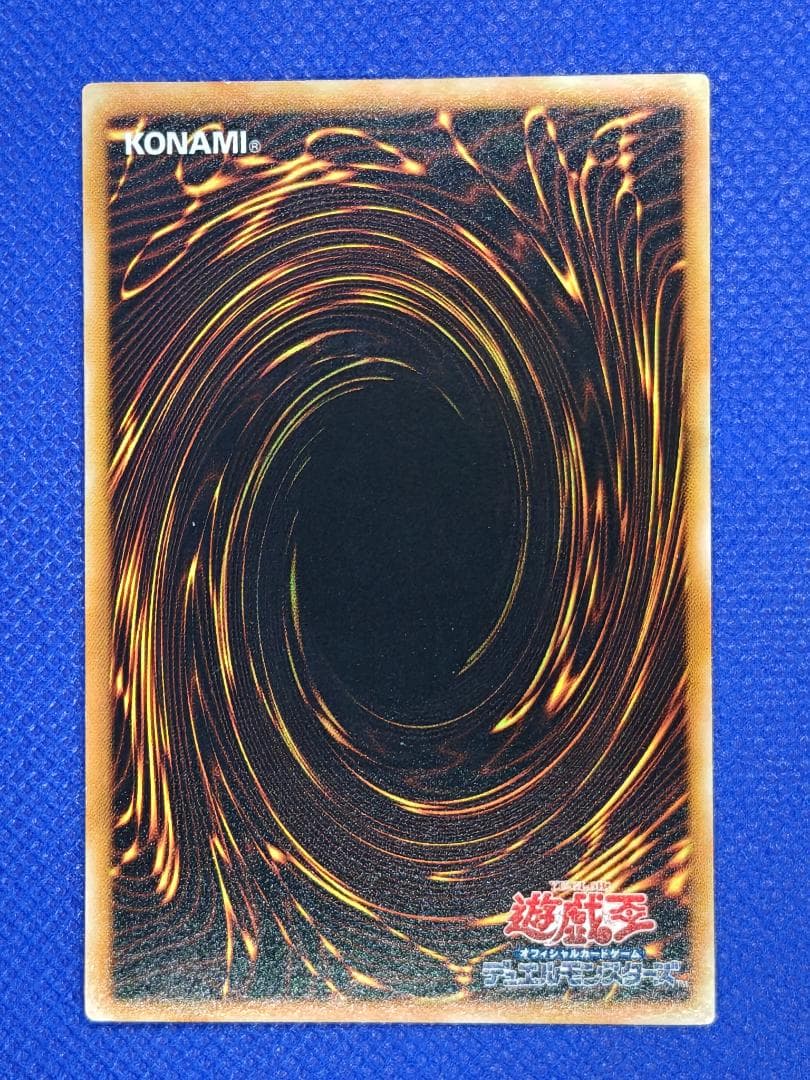 遊戯王　ハネクリボー＆LV10 レリーフ　セット