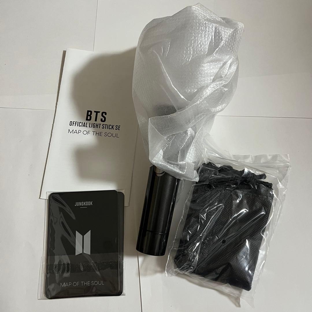 即日発送⭕️【BTS】アミボム　コンサートグッズ　ペンライト　トレカ付　専用袋付き
