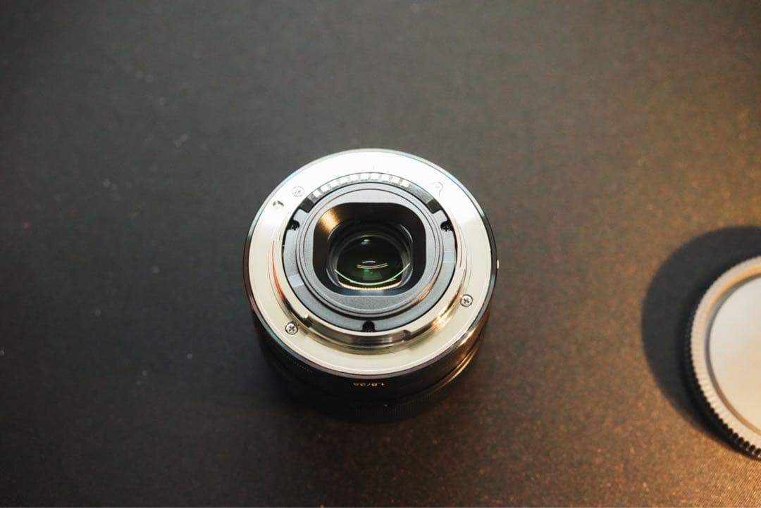 美品　SONY E35mm F1.8 OSS レンズ