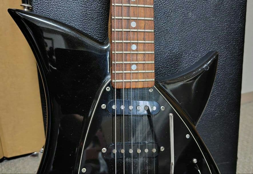 トーカイ。タルボエレキギター中古ジャンク