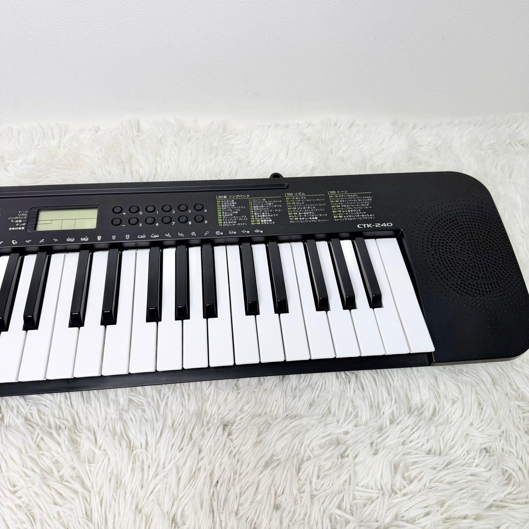 美品 CASIO CTK-240 キーボード 49鍵 コンパクト ACアダプタ付