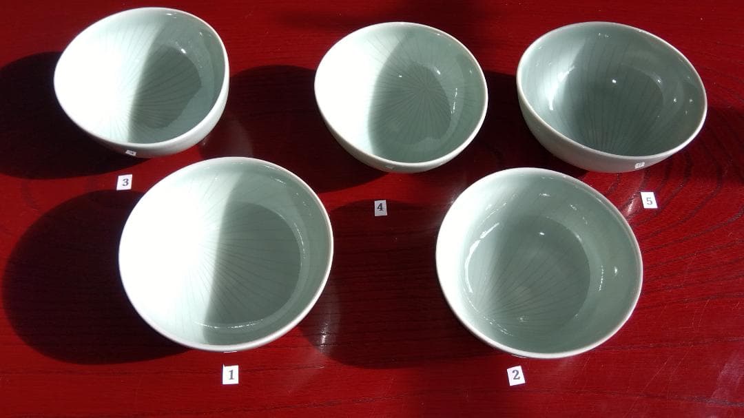 加賀九谷焼名工　池島保雄 青磁草花線刻模様彫向付け小鉢5客セット