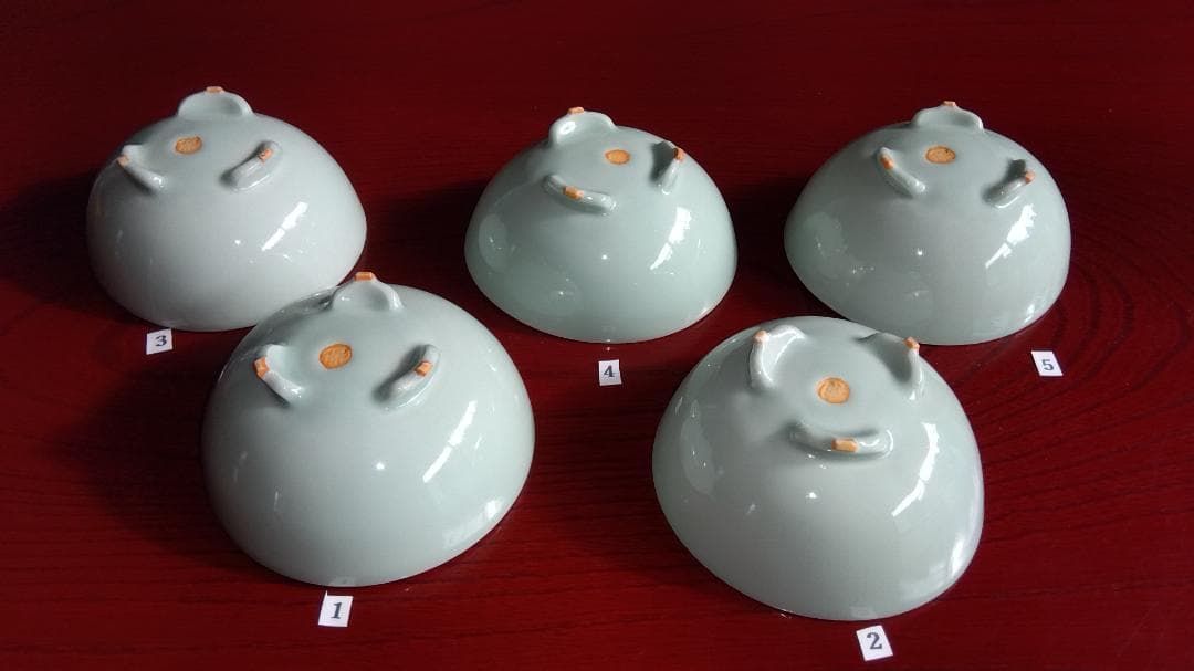 加賀九谷焼名工　池島保雄 青磁草花線刻模様彫向付け小鉢5客セット