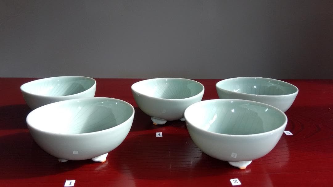 加賀九谷焼名工　池島保雄 青磁草花線刻模様彫向付け小鉢5客セット