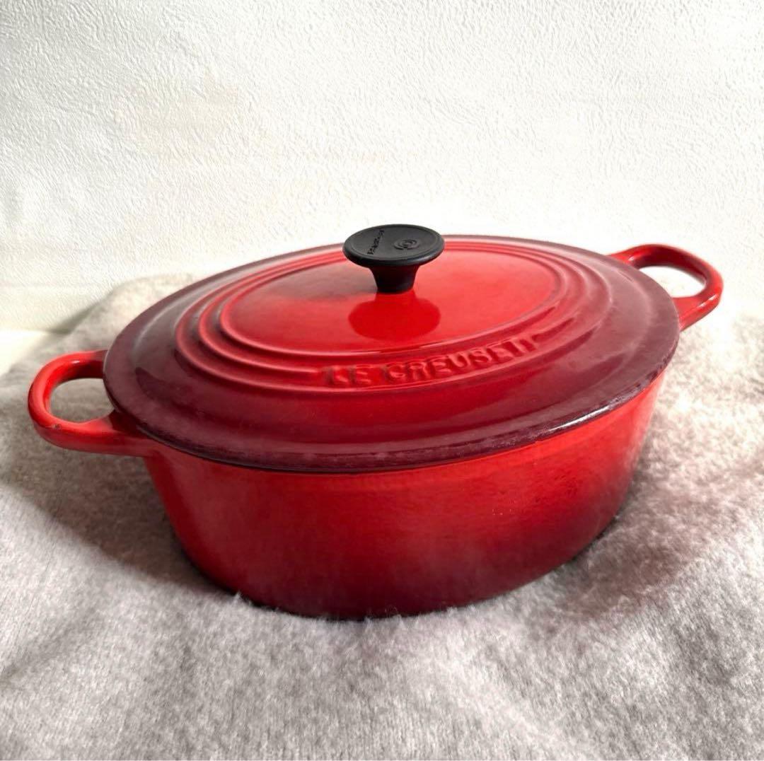 ル・クルーゼ 鋳鉄製レッド両手鍋 25cm