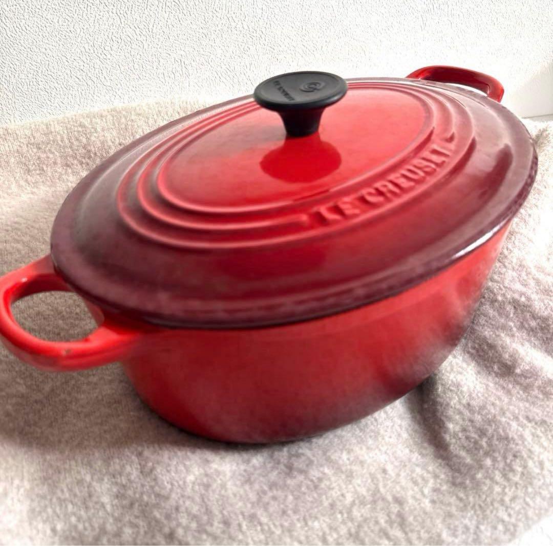 ル・クルーゼ 鋳鉄製レッド両手鍋 25cm