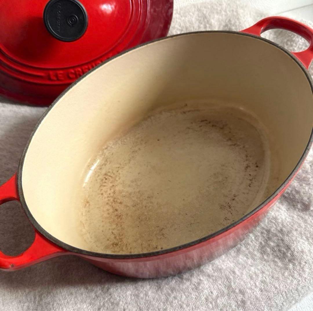 ル・クルーゼ 鋳鉄製レッド両手鍋 25cm