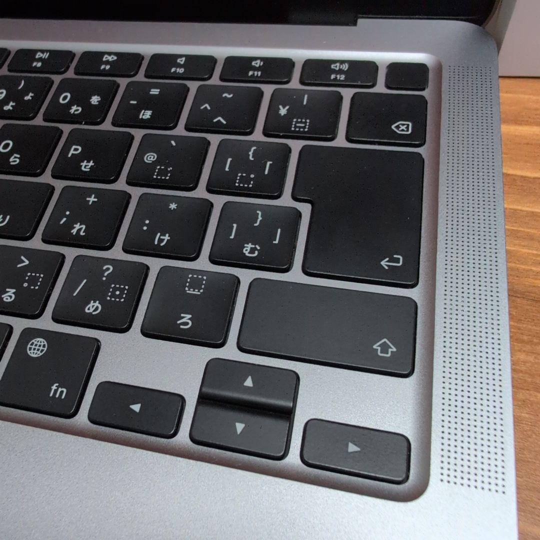 M1 MacBook Air シルバー