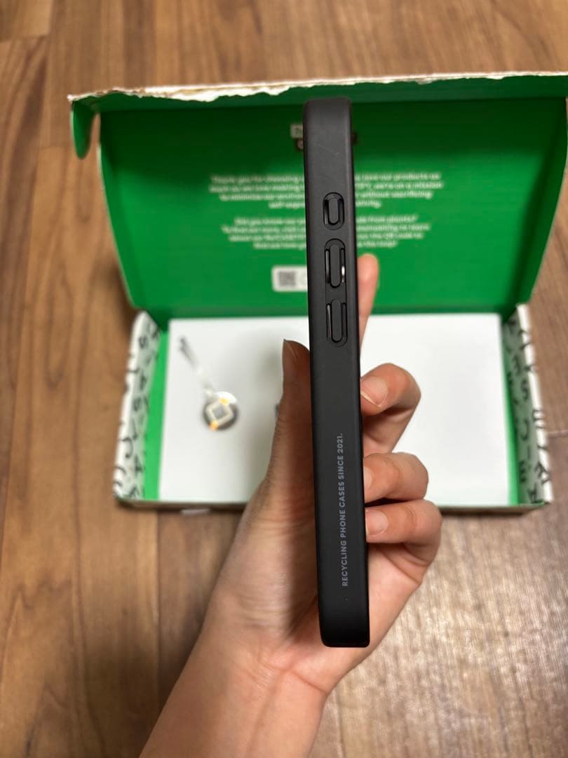 CASETIFY Iphone 16pro ミラーケース MagSafe対応