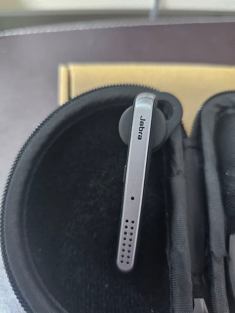 Jabra Stealth UC ワイヤレスヘッドセット