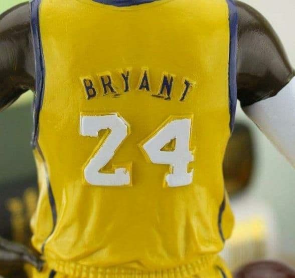 Kobe  NBA  フィギュア  ボールスター  置物を置く