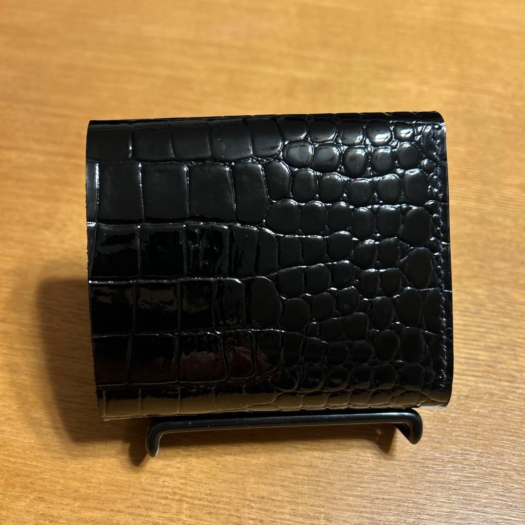 牛革クロコ型押しエナメル　三つ折り　財布　ミドル　ウォレット　メンズ　レディース
