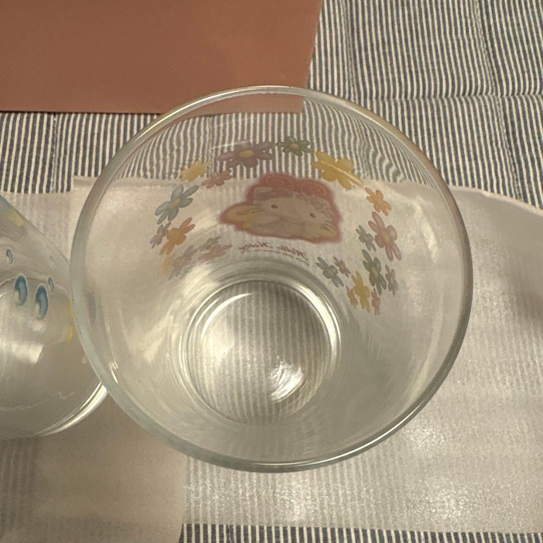 レトロ　ハローキティ　HELLO KITTY グラス