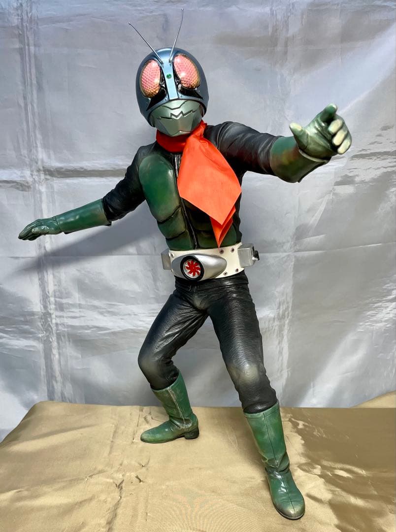 スッシー 仮面ライダー旧1号リペイント完成品
