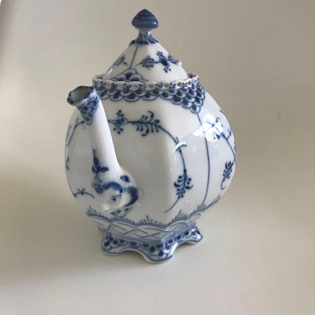 新品ロイヤルコペンハーゲンブルーフルーテッドフルレースティーポット★デンマーク製