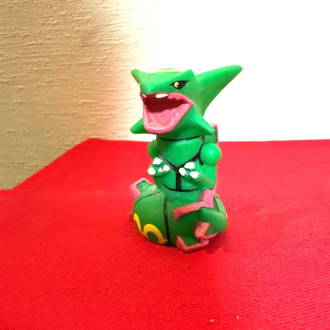 レックウザ フィギュア ポケットモンスター SHF 真骨彫 当時物 ポケモン 炎
