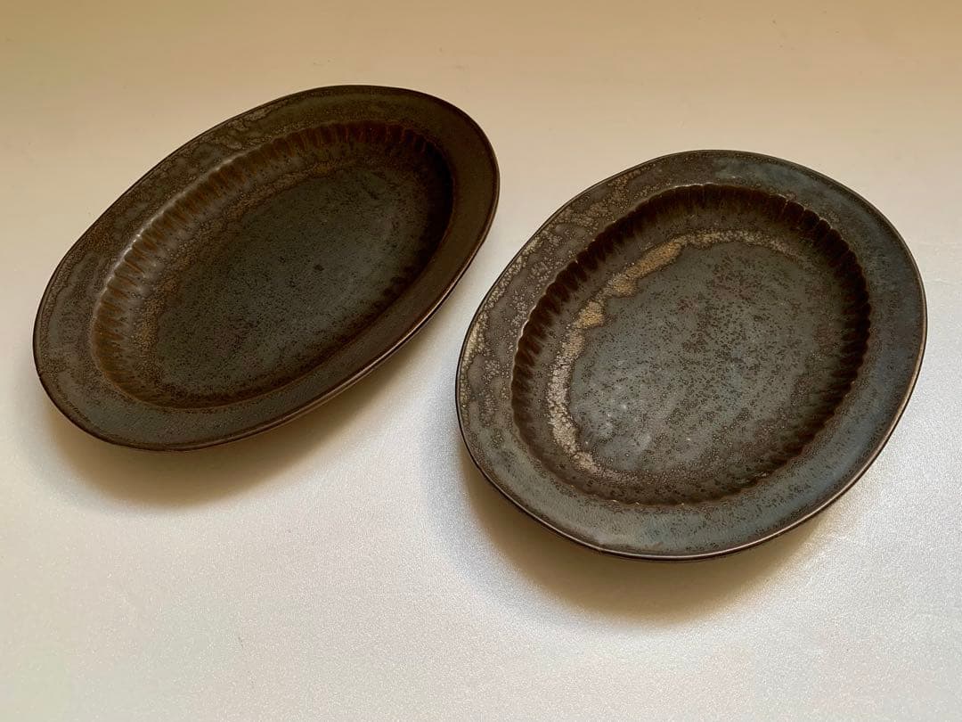 加藤かずみさん　輪花オーバルM 錆　2枚