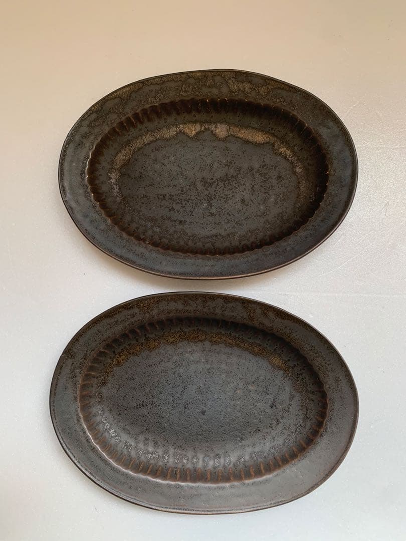 加藤かずみさん　輪花オーバルM 錆　2枚