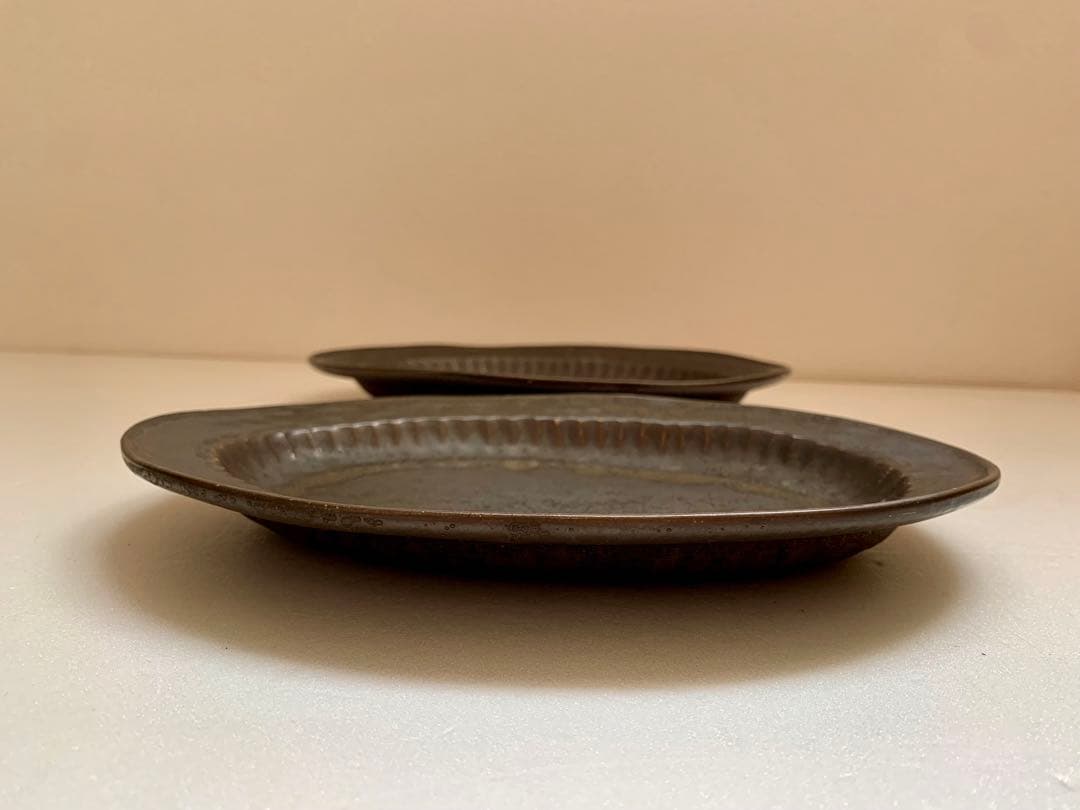 加藤かずみさん　輪花オーバルM 錆　2枚