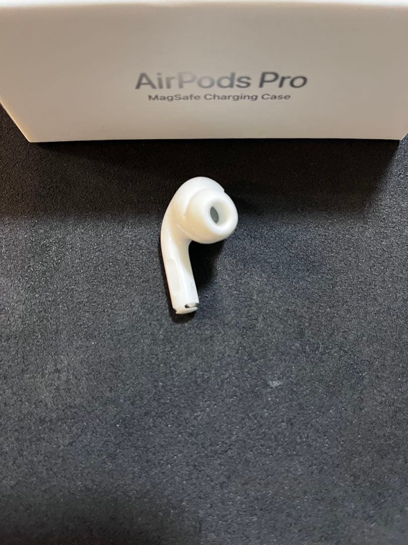 Apple AirPods Pro 第2世代（USB-C）右耳 A3047 純正