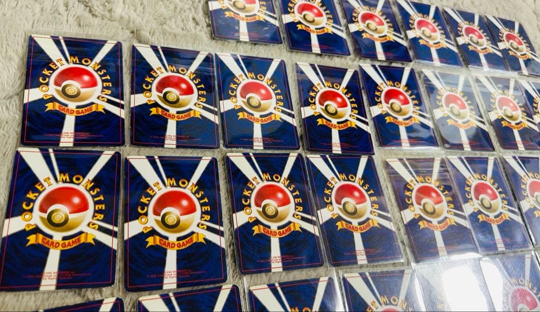 ポケモン旧裏カード38枚 まとめ売り　ピカチュウなど　当時もの