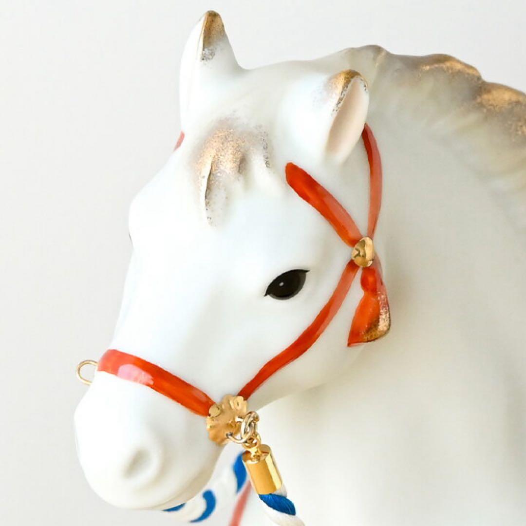 2026年 白馬の陶器 置物