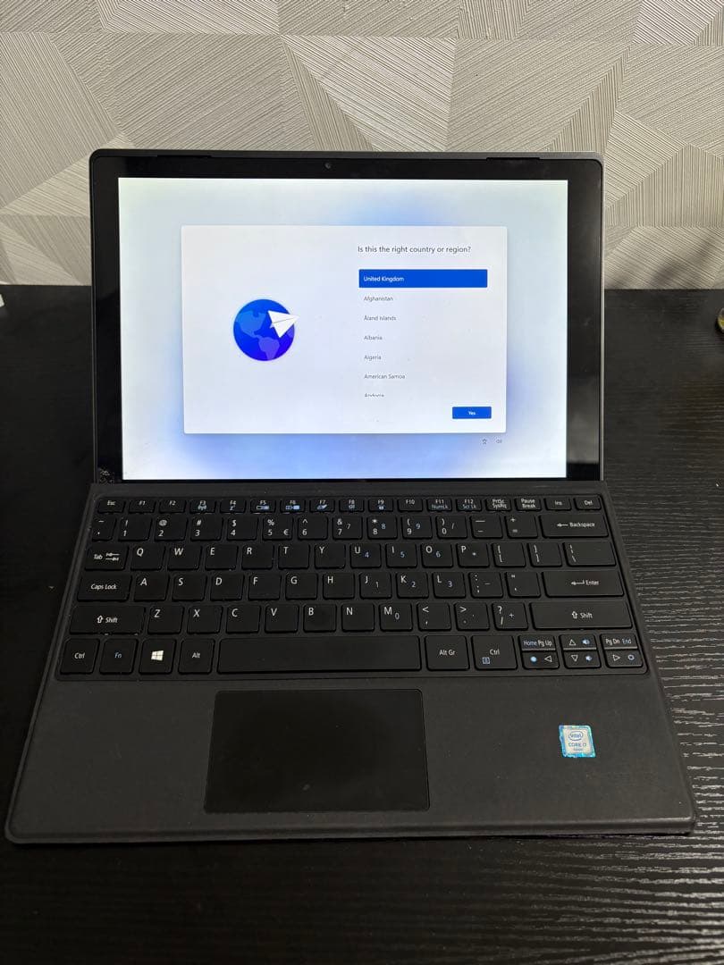 Windowsノート本体 Acer Switch Alpha 12 (SA5-271)