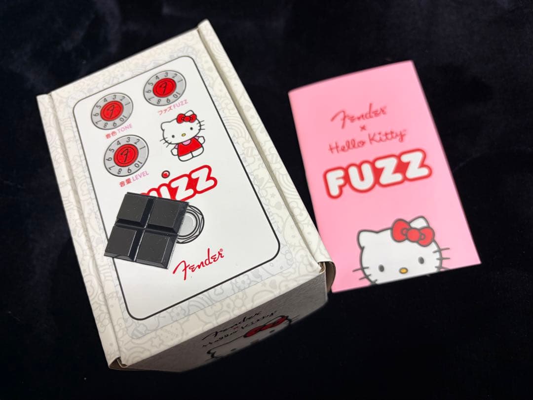 Fender FUZZ Hellow Kitty コラボ 限定品 ホワイト