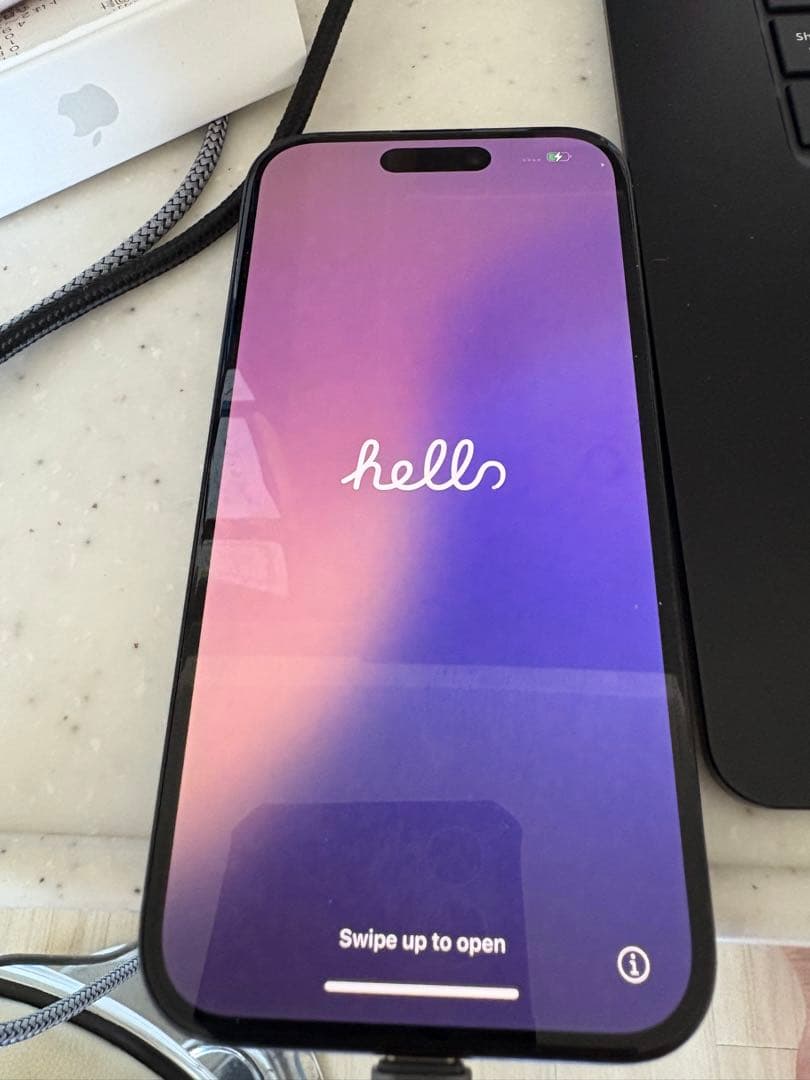 美品　iPhone 15 128GB ブラック 本体　simフリー