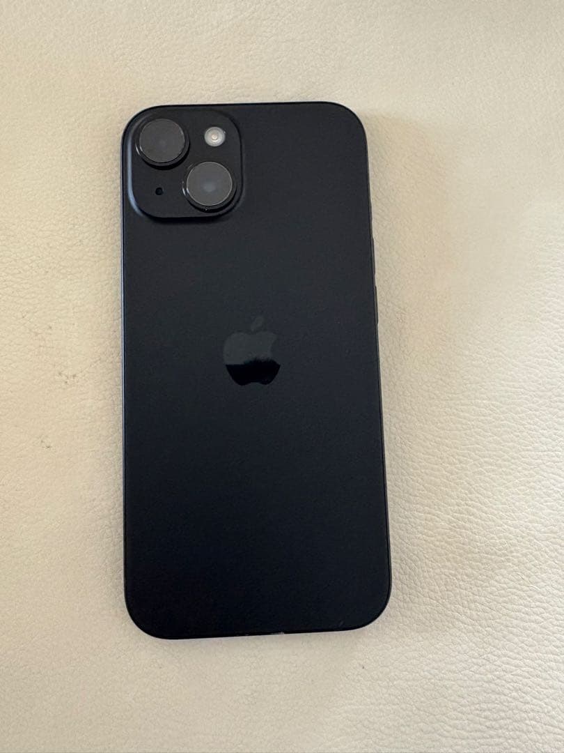 美品　iPhone 15 128GB ブラック 本体　simフリー