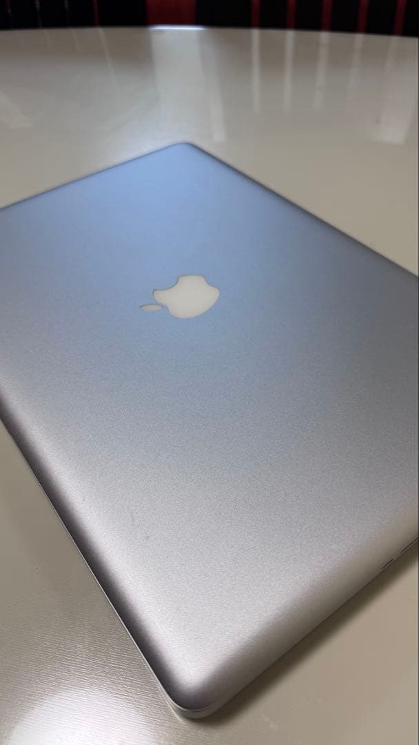 MacBook Pro 15インチSSD256GB多言語対応 2021Intel