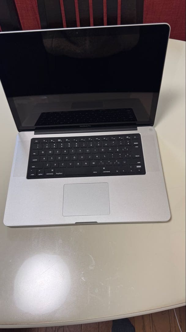 MacBook Pro 15インチSSD256GB多言語対応 2021Intel