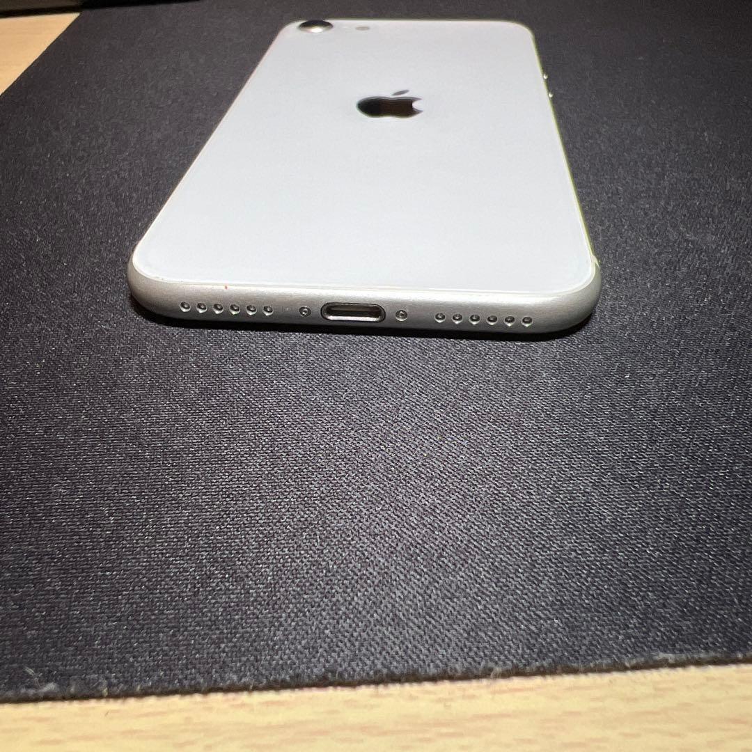 【極美品】iPhoneSE 第2世代　ホワイト　64GB 電池新品　100%