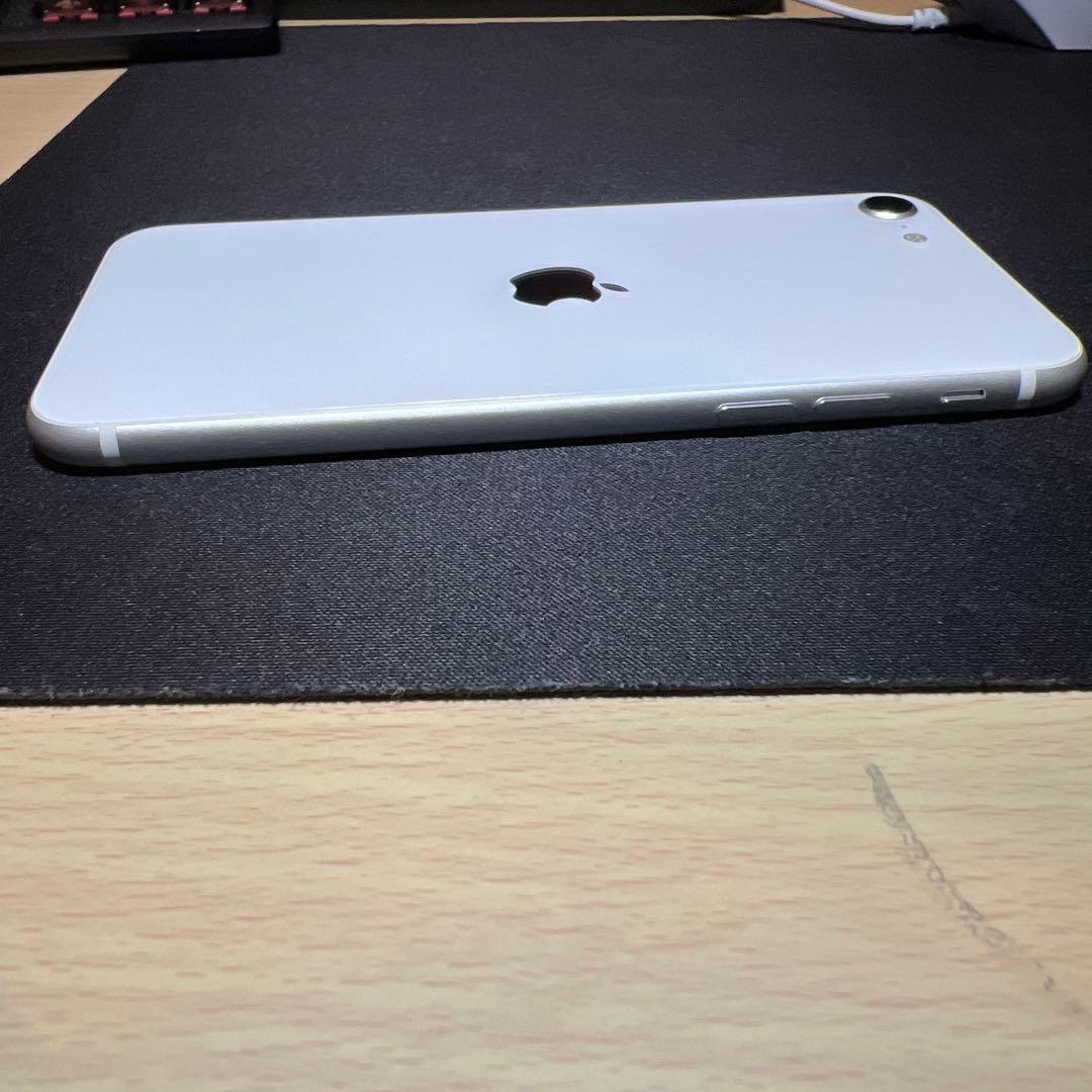 【極美品】iPhoneSE 第2世代　ホワイト　64GB 電池新品　100%