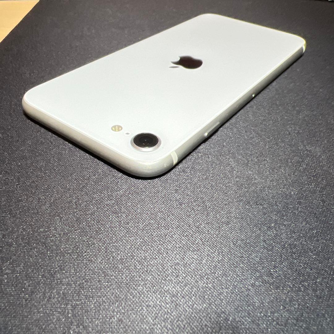 【極美品】iPhoneSE 第2世代　ホワイト　64GB 電池新品　100%