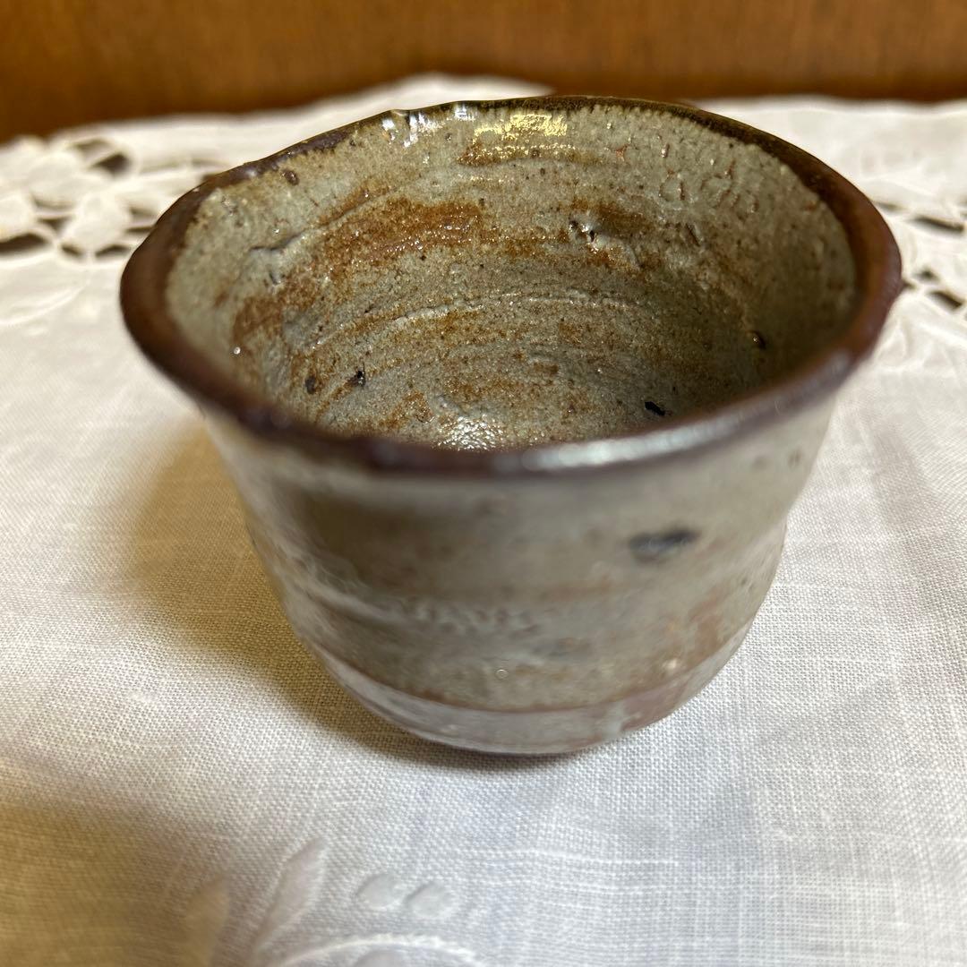 逸品　唐津焼 西岡小十作 斑唐津　皮鯨　梅華皮 ぐい吞み　共箱共布栞付き 未使用