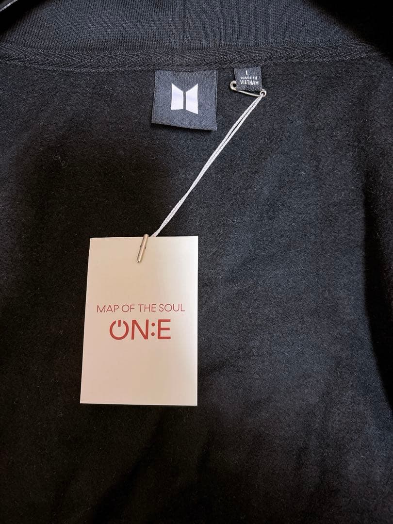 アイドル BTS MAP OF THE SOUL ON:E ZIP-UP HOODY L