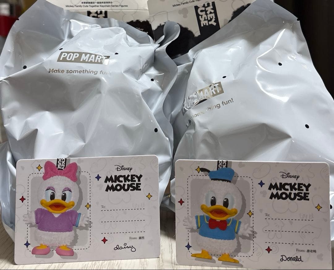 Mickey Famiry POPMART ドナルド　デイジー　ディズニー正規品