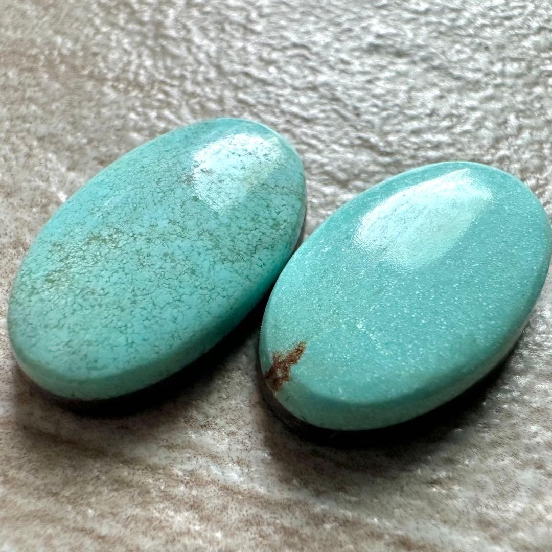 ターコイズ ナンバーエイト 2P（12.6ct） オールドルース 1980年代物