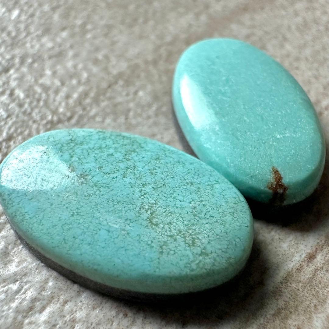 ターコイズ ナンバーエイト 2P（12.6ct） オールドルース 1980年代物