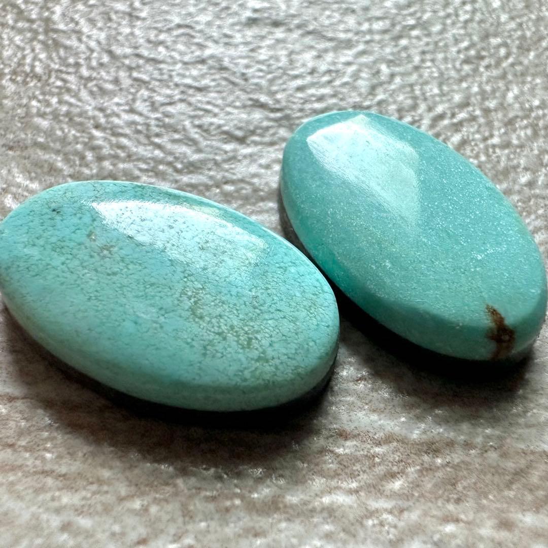 ターコイズ ナンバーエイト 2P（12.6ct） オールドルース 1980年代物