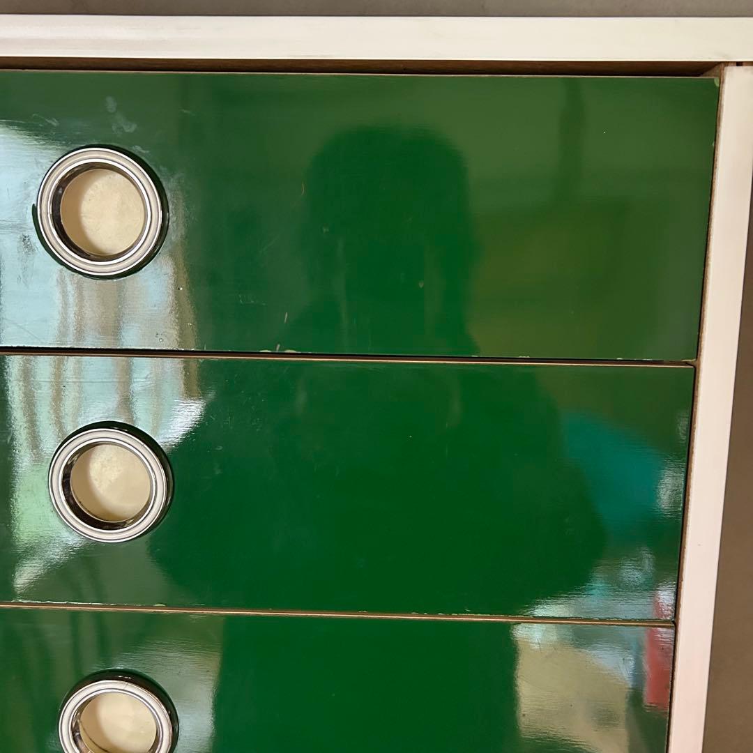 レトロなタンス　グリーン