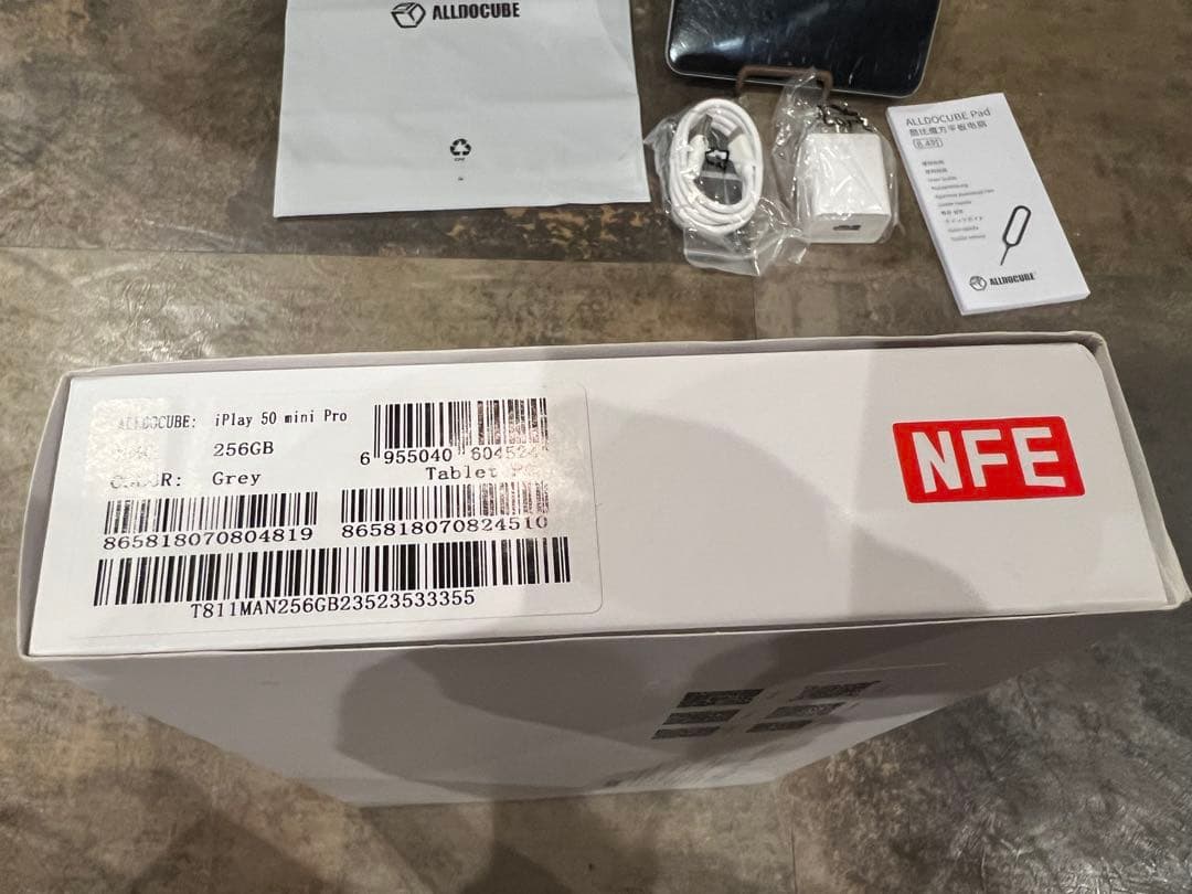 iPlay 50 mini Pro NFE 8.4インチタブレット　中古