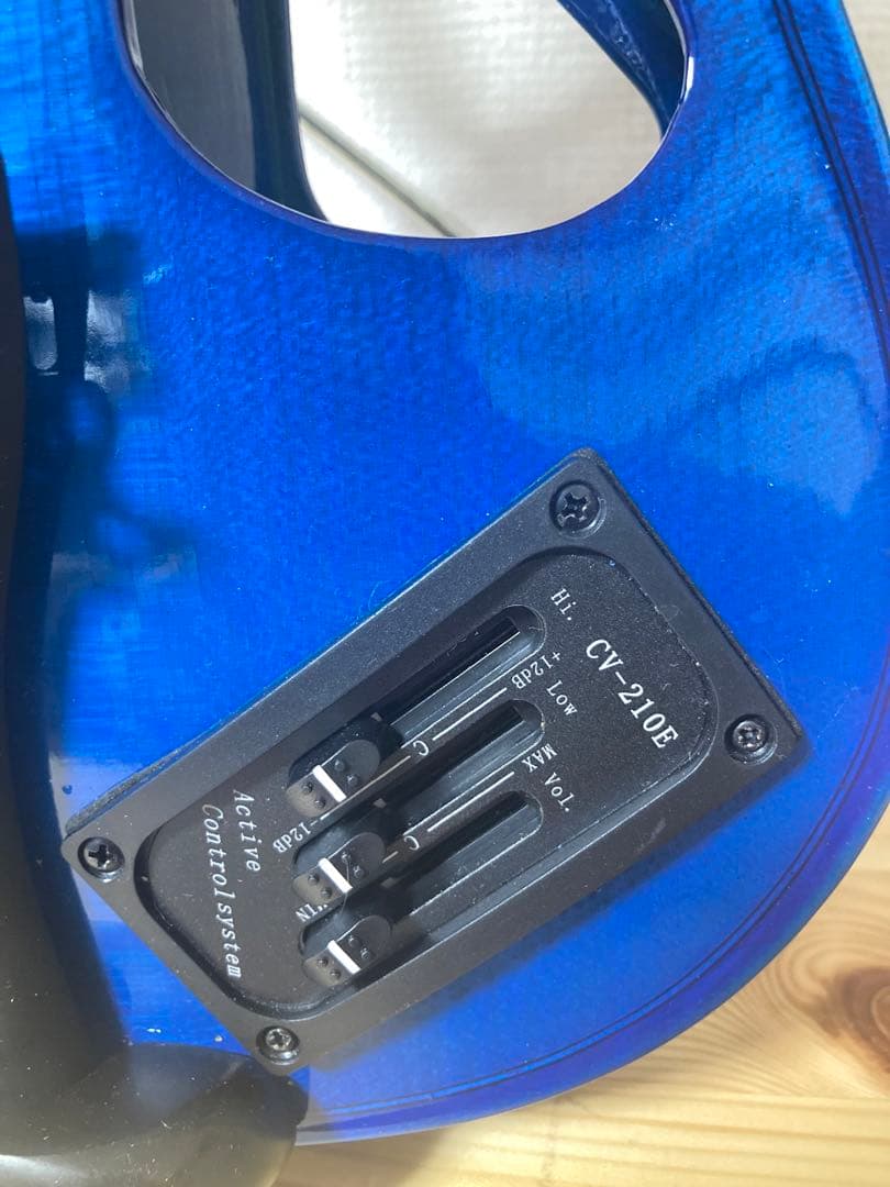 ☆ 良品 hallstatt ハルシュタット CV-210E エレキバイオリン