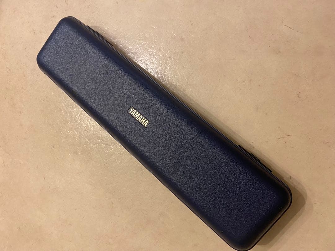 L*️様 Yamahaフルート　YFL-2115　初心者向き　本体 ケース付き