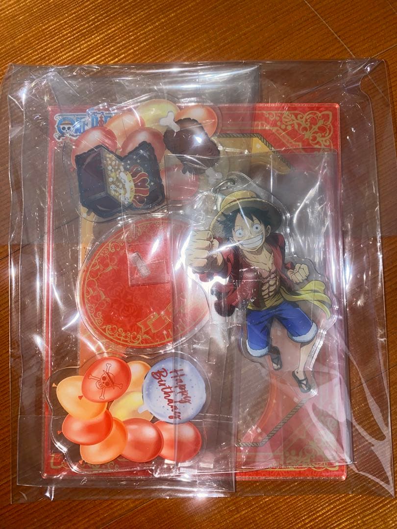 ワンピース フィギュア 缶バッジ アクスタ まとめ売り